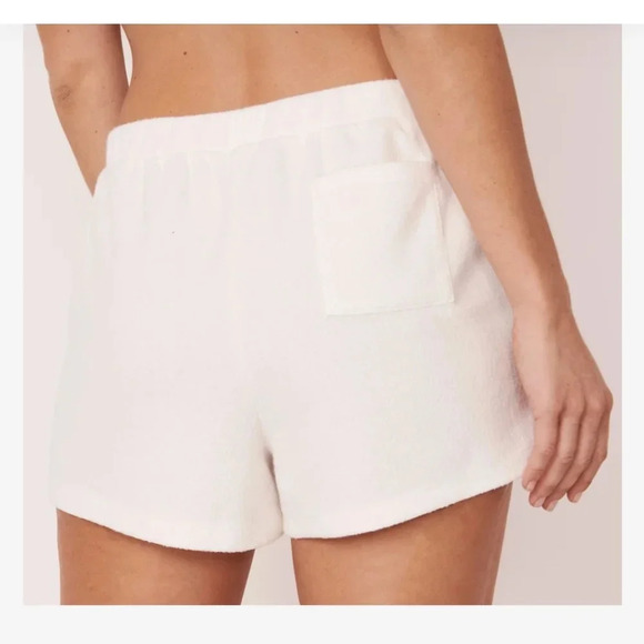 *LA VIE EN ROSE, NWT, Mini Sherpa  Short, Size M, Snow white - Picture 2 of 8